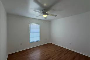 1424 NE 13th Pl, Cape Coral, FL 33909 - Photo 21