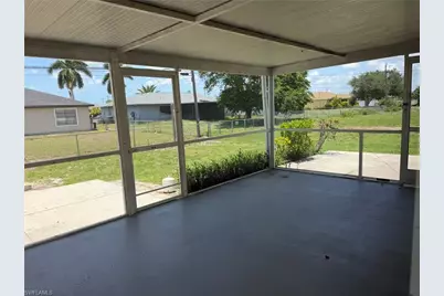 1424 NE 13th Pl, Cape Coral, FL 33909 - Photo 25