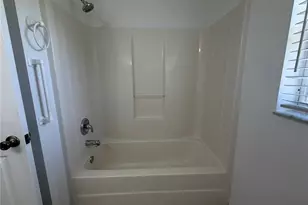 1424 NE 13th Pl, Cape Coral, FL 33909 - Photo 23