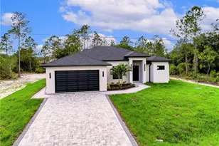 915 Lincoln Ave, Lehigh Acres, FL 33972 - Photo 1