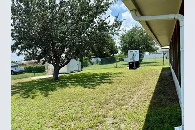 540 Orchard Park Dr, Clewiston, FL 33440 - Photo 13