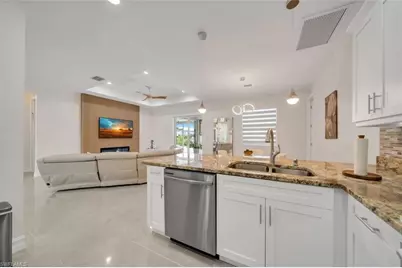 60 Floyd Ave S, Lehigh Acres, FL 33976 - Photo 11
