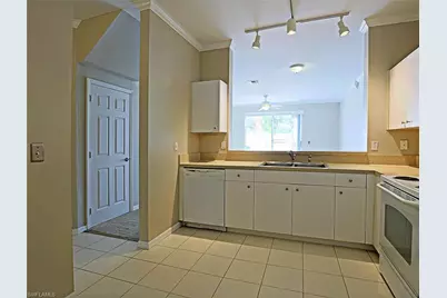 3647 Pine Oak Cir #107, Fort Myers, FL 33916 - Photo 5