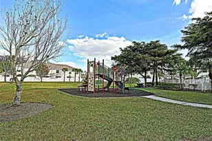 3647 Pine Oak Cir, Fort Myers, FL 33916 - Photo 17