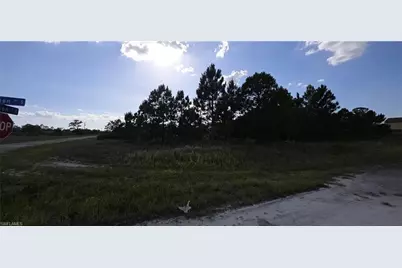 660 Muldoon Ave S, Lehigh Acres, FL 33974 - Photo 1
