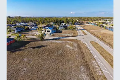 4002 NW 22nd St, Cape Coral, FL 33993 - Photo 11