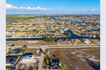 4002 NW 22nd St, Cape Coral, FL 33993 - Photo 17