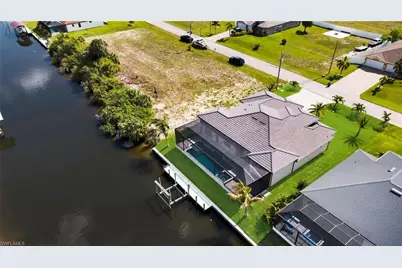 1216 NW 32nd Pl, Cape Coral, FL 33993 - Photo 9
