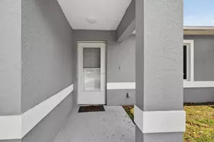 1333 SE 8th Ave, Cape Coral, FL 33990 - Photo 5