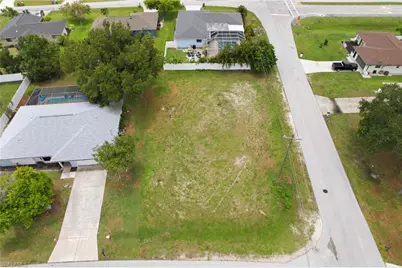 116 SE 4th St, Cape Coral, FL 33990 - Photo 3