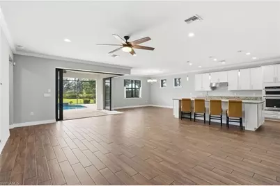 11701 Bowes Cir, Fort Myers, FL 33913 - Photo 9