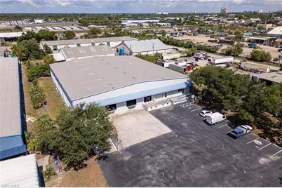 3520 Old Metro Pkwy, Fort Myers, FL 33916 - Photo 7