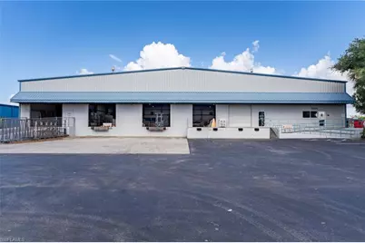 3520 Old Metro Pkwy, Fort Myers, FL 33916 - Photo 1