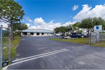 3520 Old Metro Pkwy, Fort Myers, FL 33916 - Photo 5