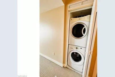 3000 Oasis Grand Blvd #2206, Fort Myers, FL 33916 - Photo 17
