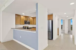 2090 W First St, Fort Myers, FL 33901 - Photo 9