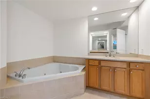 2090 W First St, Fort Myers, FL 33901 - Photo 19