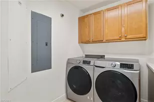2090 W First St, Fort Myers, FL 33901 - Photo 23