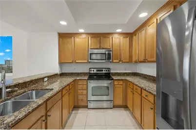 2090 W First St #810, Fort Myers, FL 33901 - Photo 11