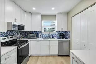 1714 Bikini Ct, Cape Coral, FL 33904 - Photo 9