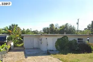 1402 Veronica S Shoemaker Blvd, Fort Myers, FL 33916 - Photo 5