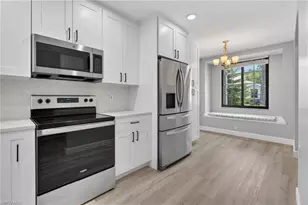 7745 Woodbrook Cir, Naples, FL 34104 - Photo 25