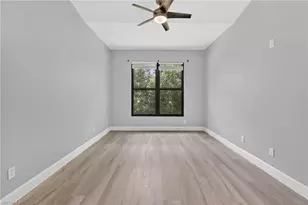 7745 Woodbrook Cir, Naples, FL 34104 - Photo 9