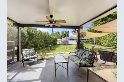 5521 Shaddelee Ln W, Fort Myers, FL 33919 - Photo 15