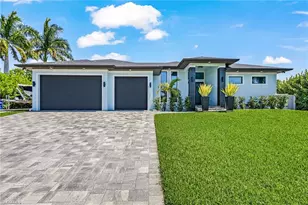 8800 Woodgate Manor Ct, Fort Myers, FL 33908 - Photo 1