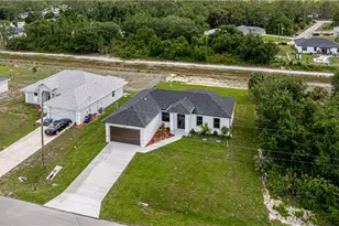 2705 Darlene Pl, Lehigh Acres, FL 33971 - Photo 45