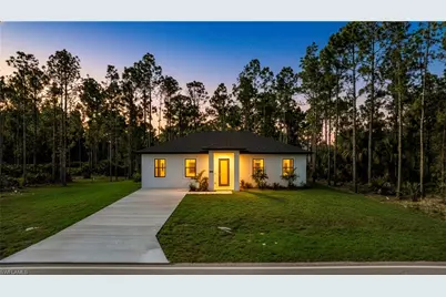 1805 W 10th St, Lehigh Acres, FL 33972 - Photo 5