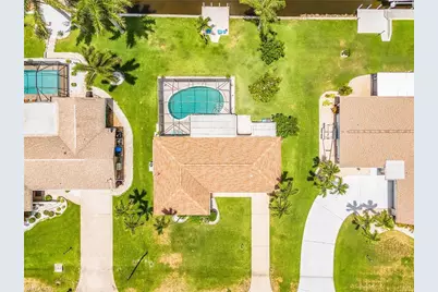 3018 SE 17th Pl, Cape Coral, FL 33904 - Photo 11