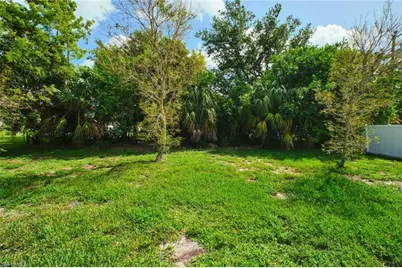 235 SW 12th St, Cape Coral, FL 33991 - Photo 35