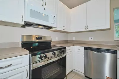 235 SW 12th St, Cape Coral, FL 33991 - Photo 11