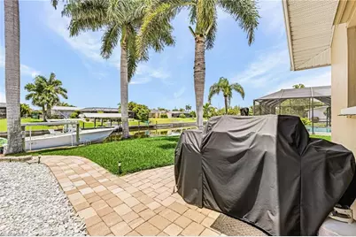 3022 SE 17th Pl, Cape Coral, FL 33904 - Photo 25