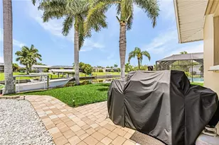 3022 SE 17th Pl, Cape Coral, FL 33904 - Photo 25