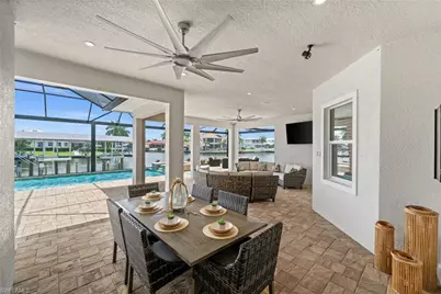 105 SW 52nd St, Cape Coral, FL 33914 - Photo 29