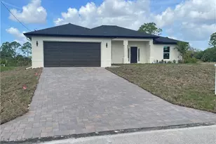 4402 NE 14th Pl, Cape Coral, FL 33909 - Photo 1