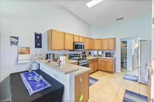 1605 SW 28th St, Cape Coral, FL 33914 - Photo 19