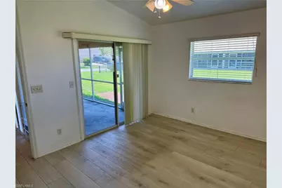 544 SE 7th St, Cape Coral, FL 33990 - Photo 9