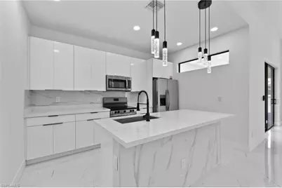 1312 NE 5th Ave, Cape Coral, FL 33909 - Photo 9
