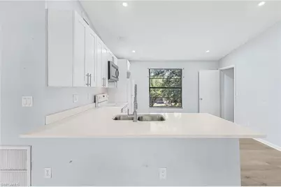 1269 SE 8th Ter, Cape Coral, FL 33990 - Photo 29