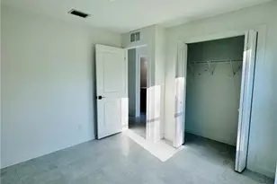 807 Monroe Ave, Lehigh Acres, FL 33972 - Photo 5