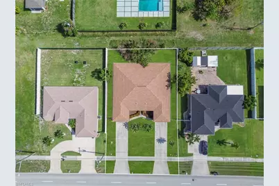 836 Trafalgar Pkwy, Cape Coral, FL 33991 - Photo 33