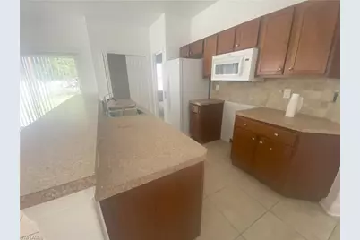 13832 1st St, Fort Myers, FL 33905 - Photo 9