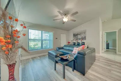 520 Wilmington Pkwy, Cape Coral, FL 33993 - Photo 5