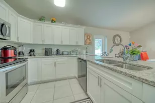 520 Wilmington Pkwy, Cape Coral, FL 33993 - Photo 9