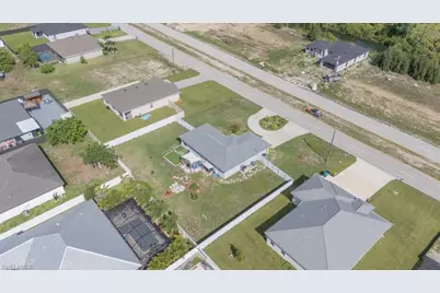 520 Wilmington Pkwy, Cape Coral, FL 33993 - Photo 13