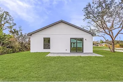 434 Parkdale Blvd, Lehigh Acres, FL 33974 - Photo 3