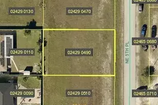 1136 NE 5th Pl, Cape Coral, FL 33909 - Photo 1